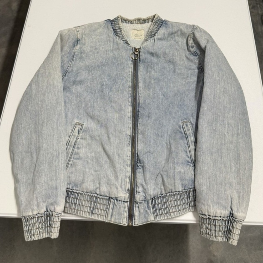 American Eagle Denim Bomber Jacket‎ Sherpa Lined Light Wash Blue Mens Medium